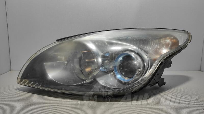 Lijevi far za Hyundai - i30    - 2010-2012