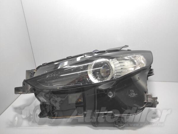 Lijevi far za Mazda - CX-30    - 2019-2025