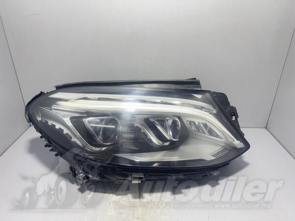 Desni far za Mercedes Benz - GLE 300    - 2015-2025