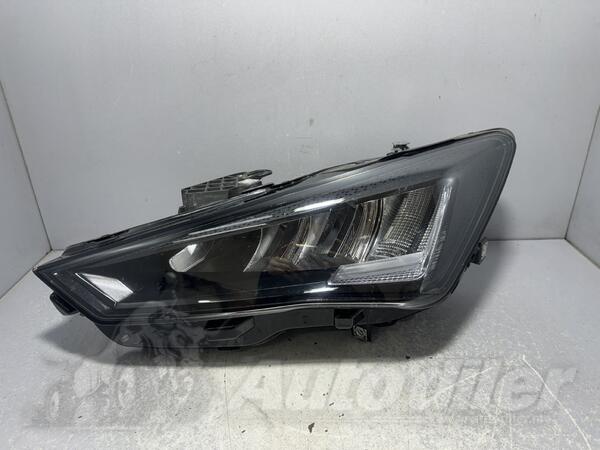 Lijevi far za Seat - Leon    - 2020-2025