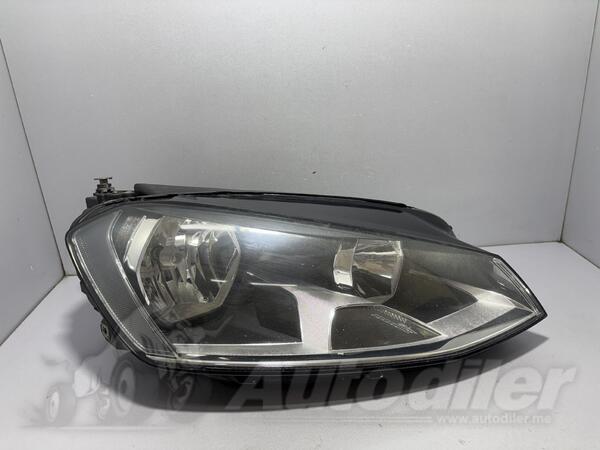 Desni far za Volkswagen - Golf 7    - 2012-2016
