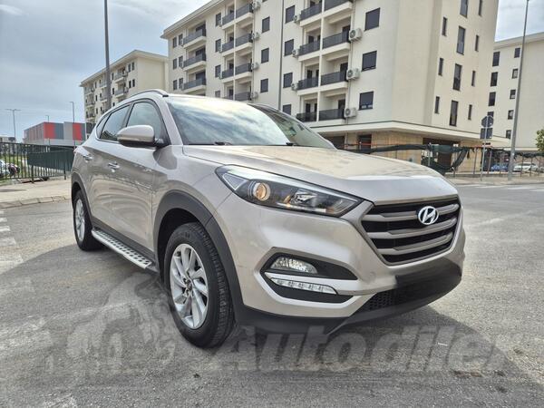 Hyundai - Tucson - 1.7 CRDi