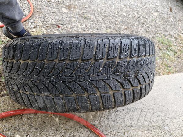 Fabričke felne i diplomat gume