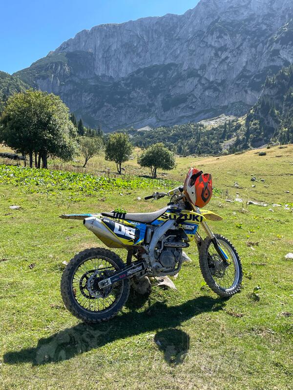 Suzuki - RM-Z
