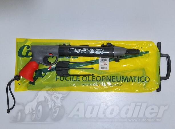 Ronilačka puška i harpuni - Oprema za ronjenje