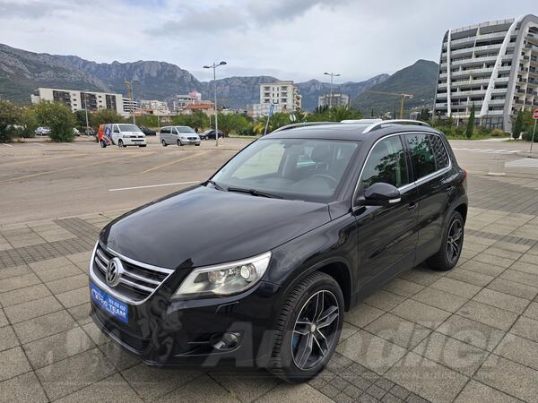 Volkswagen - Tiguan - 2.0 tdi