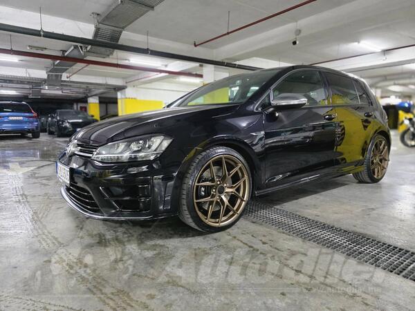 Volkswagen - Golf 7 - R 2.0 TSI