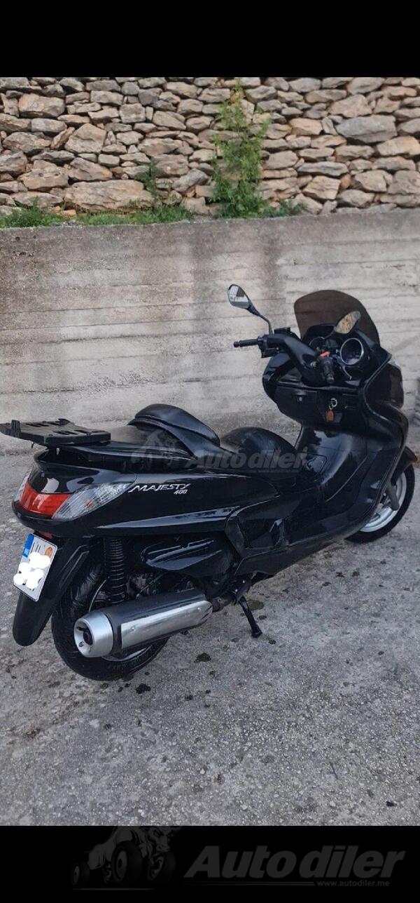 Yamaha - majesty 400