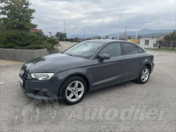 Audi - A3 - 1.6 Automatik