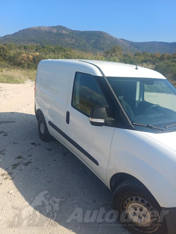 Opel - Combo - 1.3 ecoflex