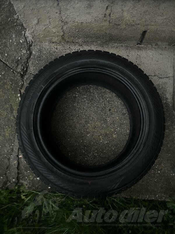 Yokohama - devel - Univerzalna guma