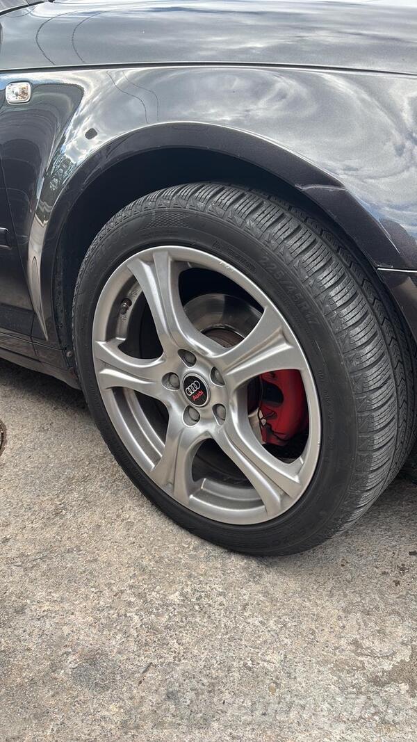 Fabričke - ne znam koi je model u pitanju - Aluminijum felne