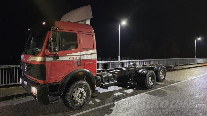 Mercedes Benz - 24 35