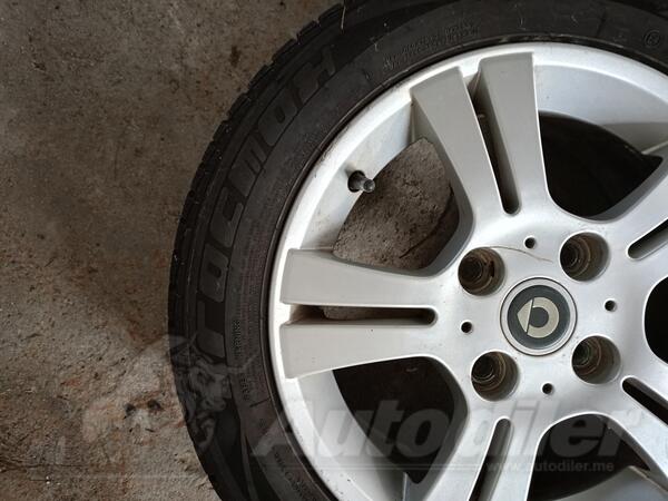 Fabričke felne i Lassa gume