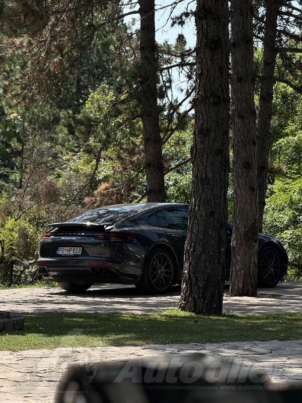 Porsche - Panamera - 4S