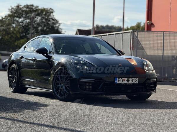 Porsche - Panamera - 4S