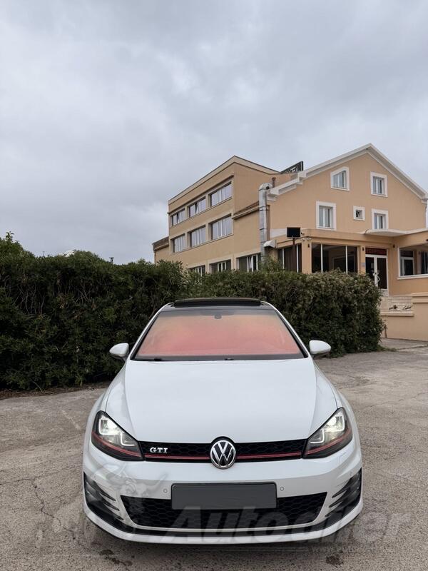 Volkswagen - Golf 7 - 2.0 GTI PERFORMANCE