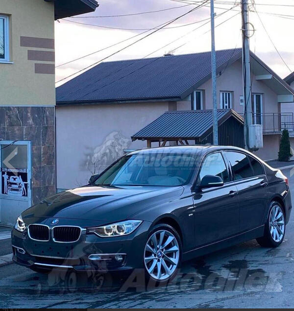 BMW - 320 - Modern