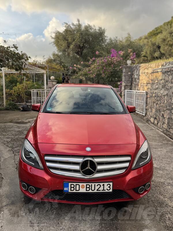 Mercedes Benz - B 180 -  B180 CDI