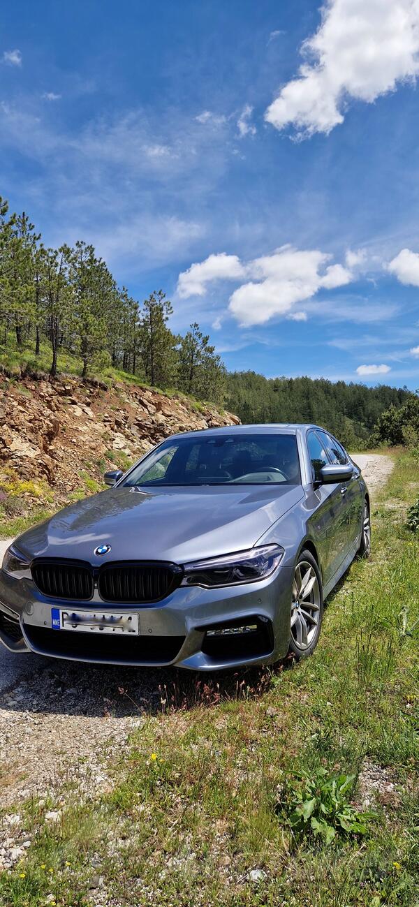 BMW - 520 - 2.0 xDrive M paket