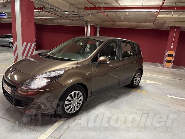 Renault - Scenic - 1.5 DCI