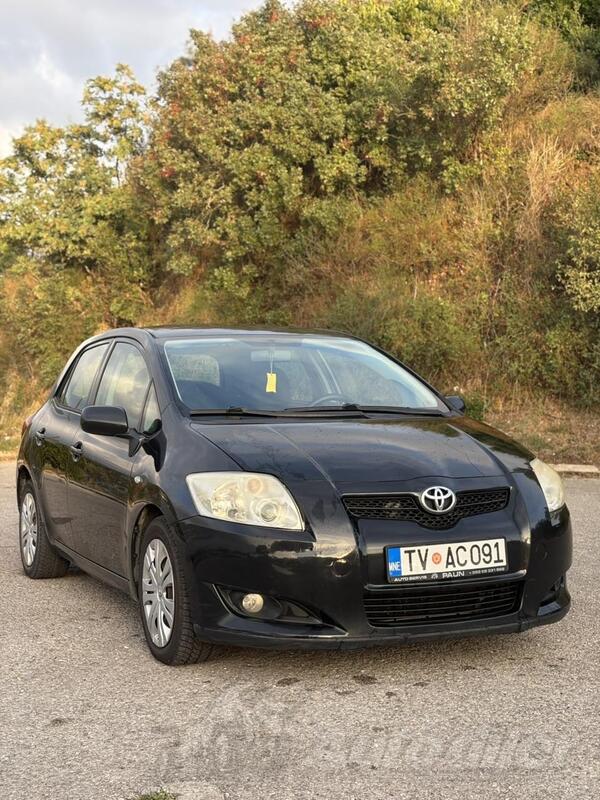 Toyota - Auris - 2.0 D-4D