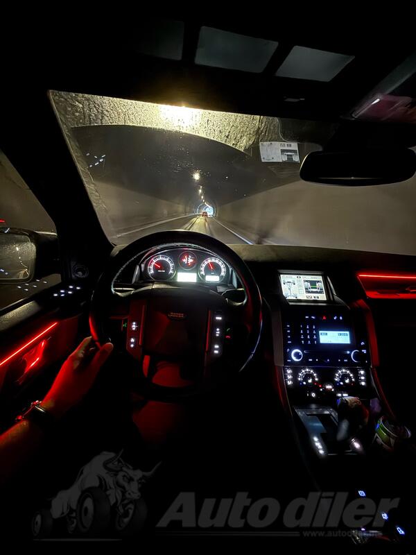 Land Rover - Range Rover Sport - 2.7 SVR Look