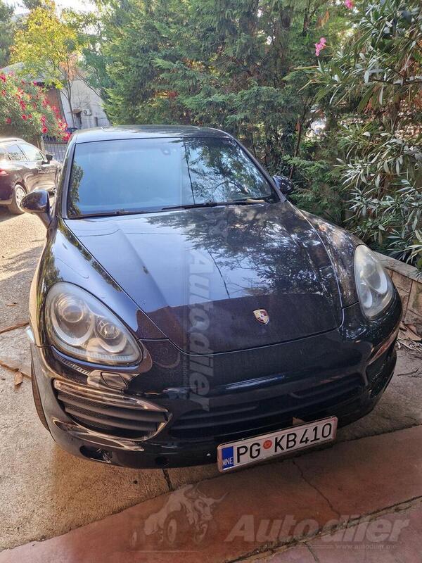 Porsche - Cayenne - 4,8