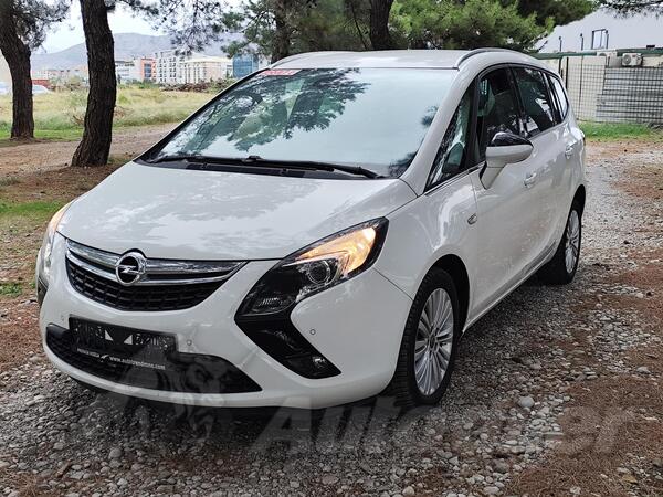 Opel - Zafira - 1.6 Tourer Eco m-turbo benzin-plin