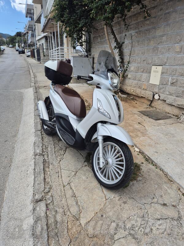 Piaggio - beverly