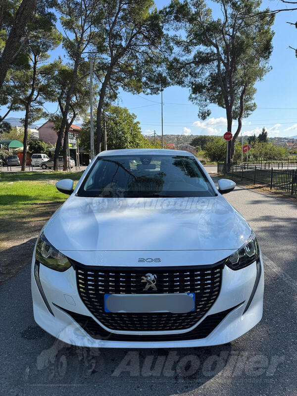 Peugeot - 208 - Automatik 1.2 benzin