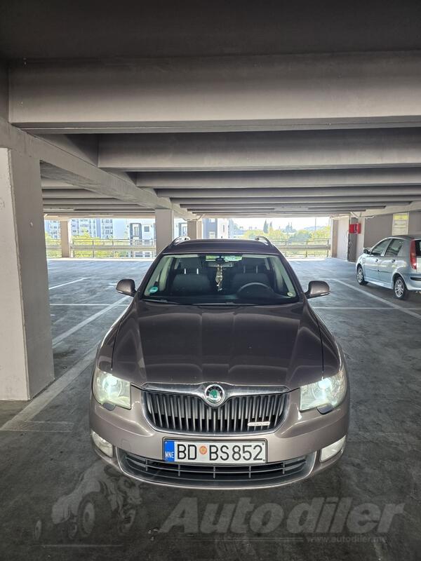 Škoda - Superb - 1.6
