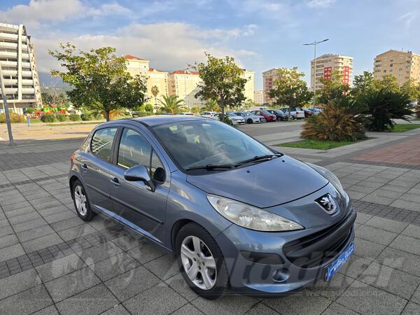 Peugeot - 207 - 1.6 benzinac Automatik