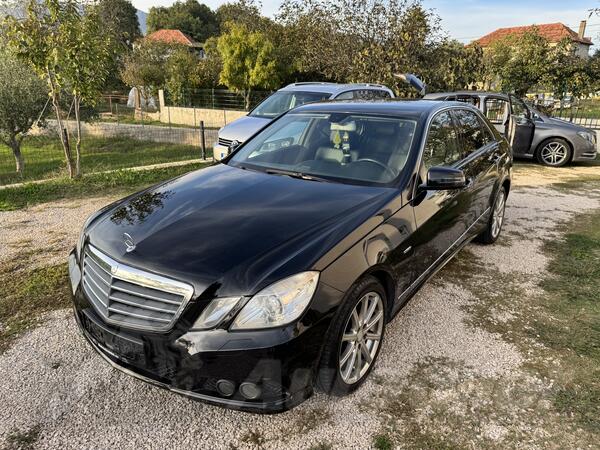 Mercedes Benz - E 200 - 2.0 100kw