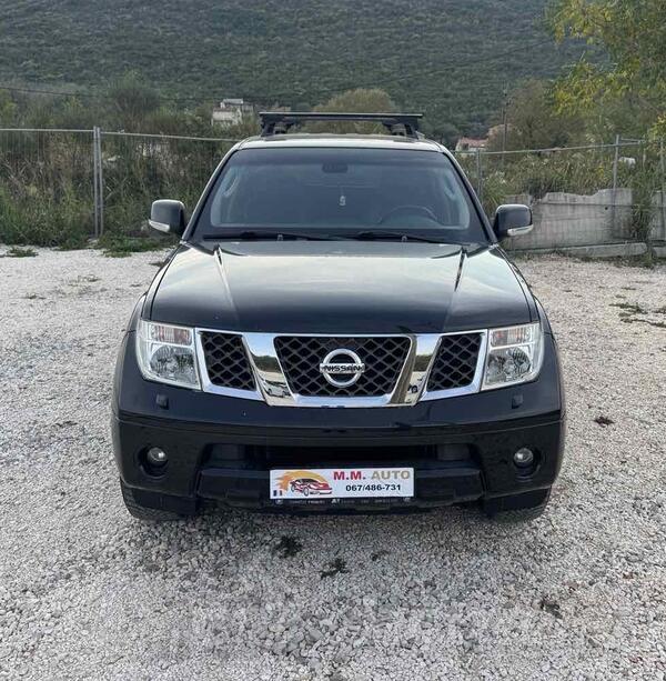 Nissan - Pathfinder - 2.5 dCi 4WD AUTOMATIK