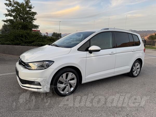 Volkswagen - Touran - 2.0 TDI Automatik