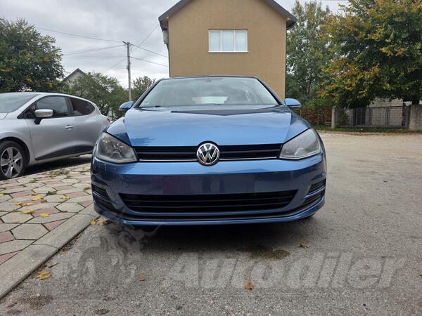 Volkswagen - Golf 7 - 2,0TDI