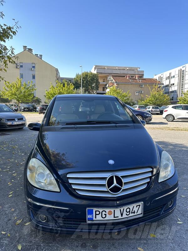 Mercedes Benz - B 180 - 2.0