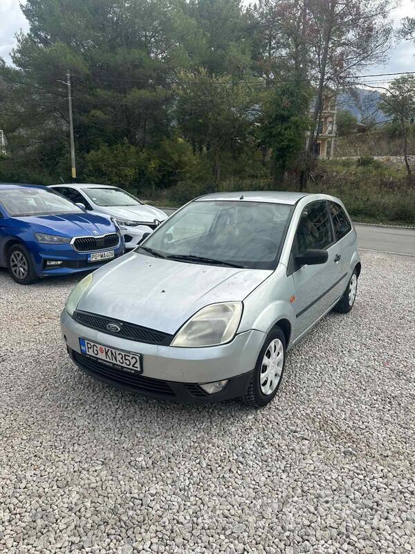 Ford - Fiesta - 1.2 benz