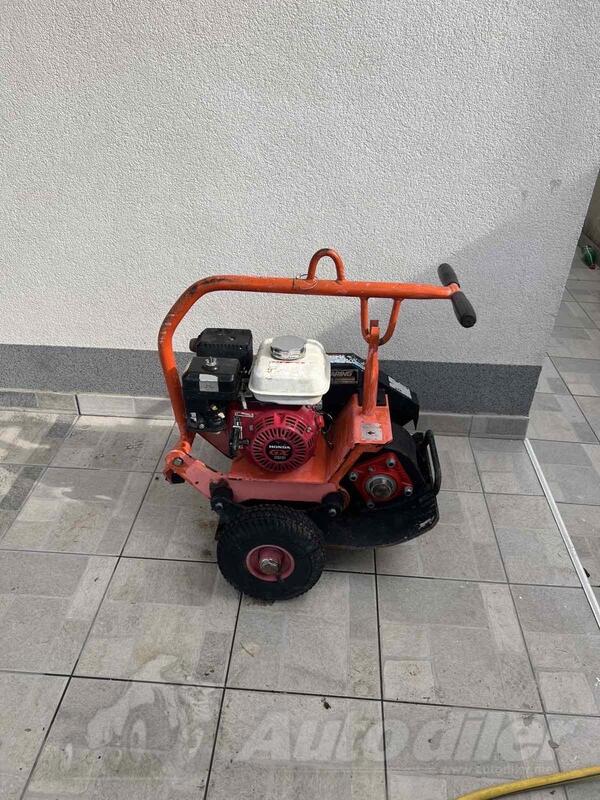 14. oktobar - Vibro - Žaba ( Tabalica) Honda -Benzin 1300€