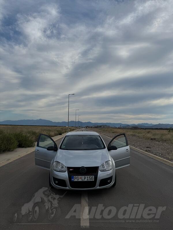 Volkswagen - Golf 5 - 1.9 TDI