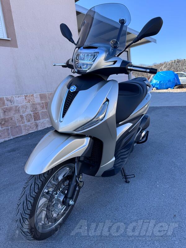 Piaggio - Beverly