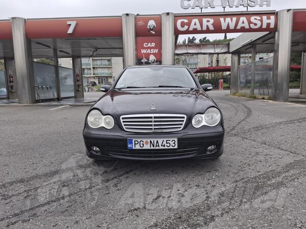 Mercedes Benz - C 220 - 220 CDI
