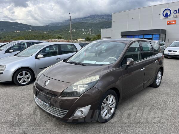 Renault - Grand Scenic - 2.0 DCI