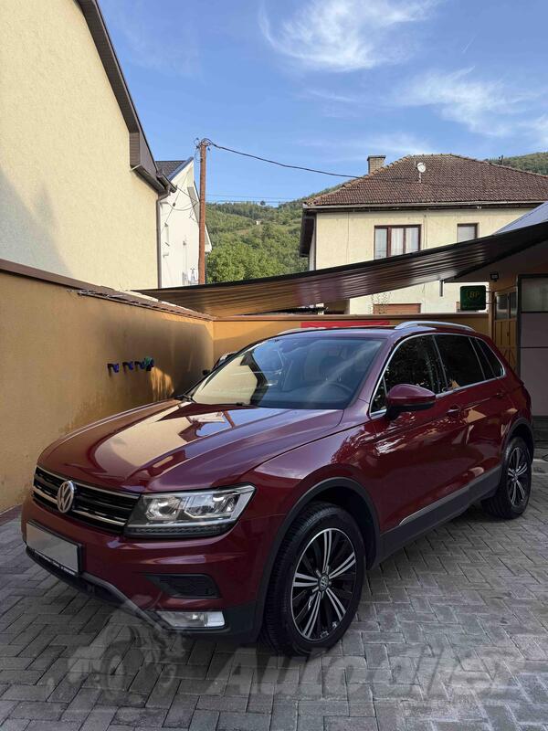 Volkswagen - Tiguan - 2.0 TDI