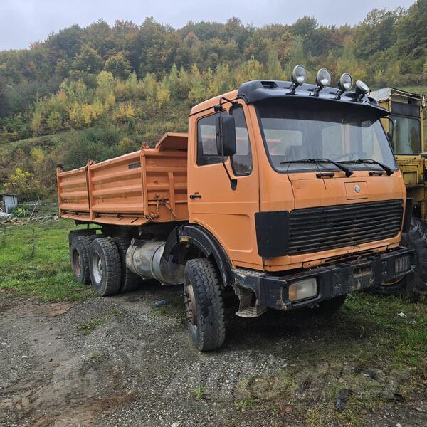 Mercedes Benz - 2628