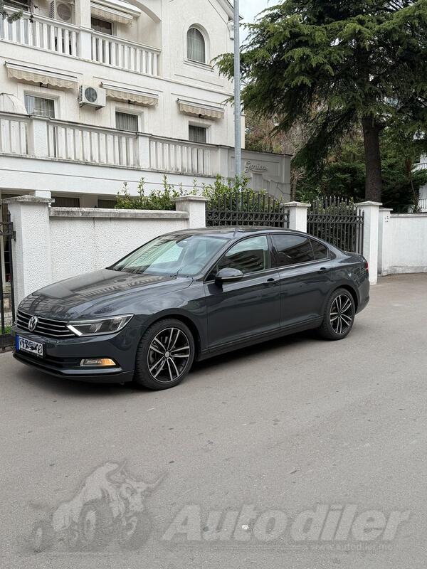 Volkswagen - Passat - 2.0