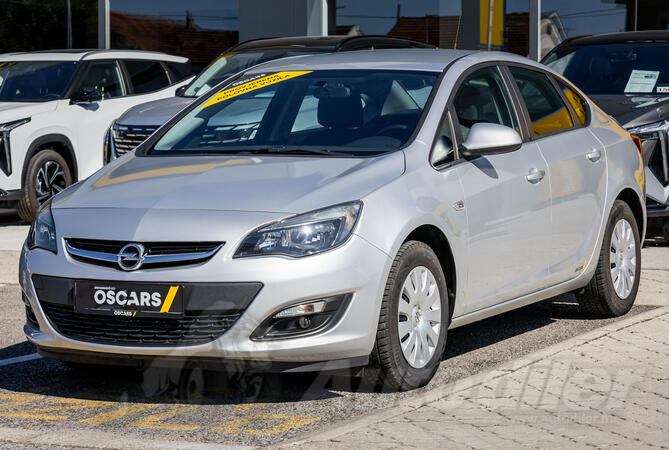 Opel - Astra - ENJOY 1.6