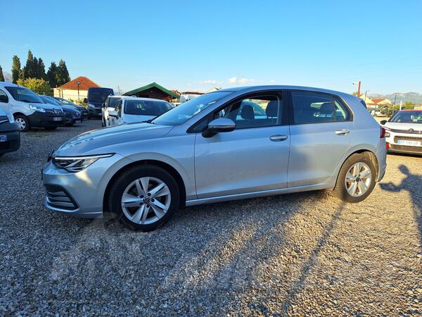 Volkswagen - Golf 8 - 2.0 TDI AUTOMATIK