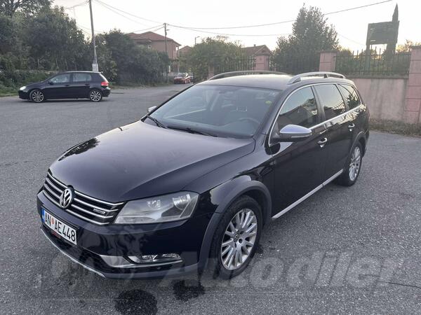 Volkswagen - Passat Alltrack - 2.0 tdi